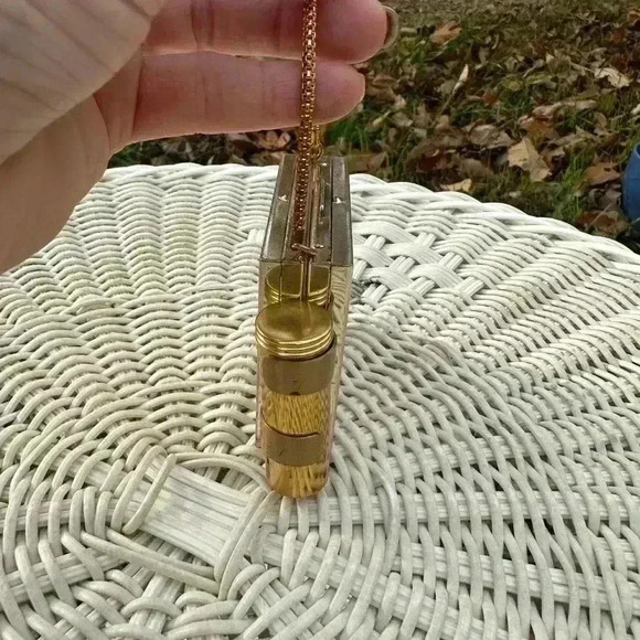 Vintage Gold and Silver Floral compact. Clutch. Gold compact. Antique. Fancy - Picture 4 of 11